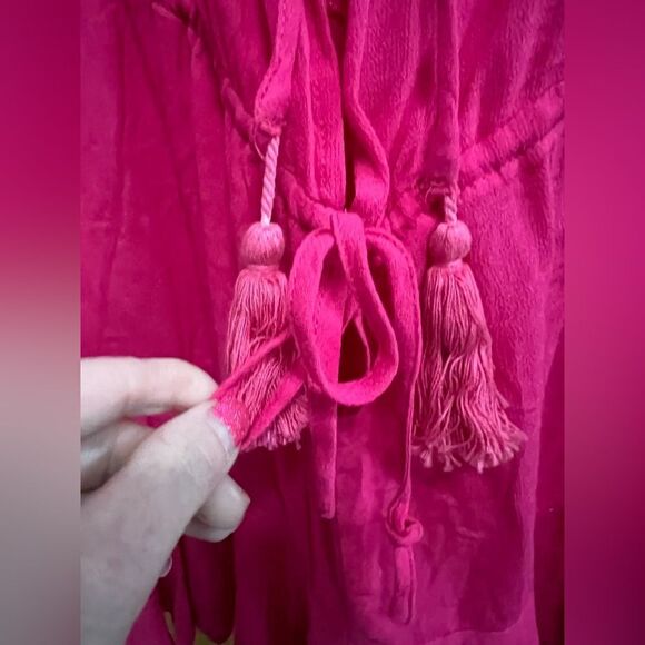 Gorgeous NWOT White Fox size XS oversized pink tie front romper - Picture 2 of 6